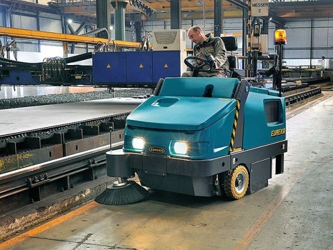 Large Ride On Sweeper
